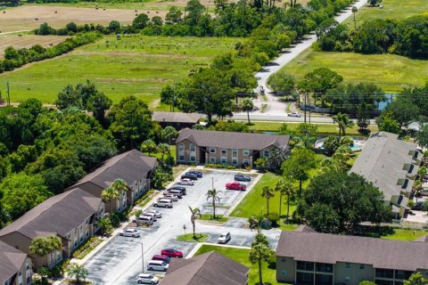 Condo in Merrit Island, Florida, 2 bedrooms № 2236116 - photo 25