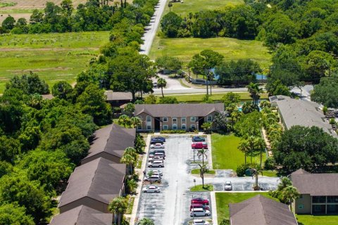 Condo in Merrit Island, Florida, 2 bedrooms № 2236116 - photo 24