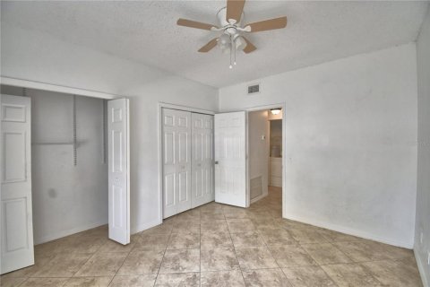 Condominio en venta en Winter Haven, Florida, 2 dormitorios, 101.26 m2 № 1720020 - foto 19