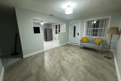 Casa en alquiler en Tampa, Florida, 2 dormitorios, 66.89 m2 № 1885712 - foto 9