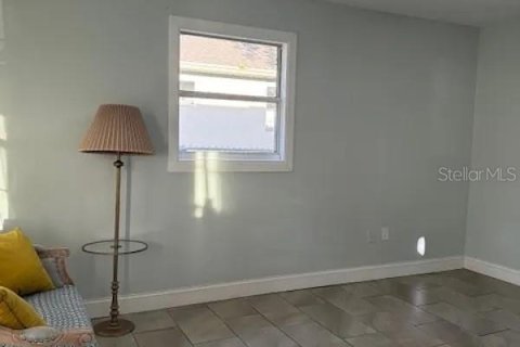Casa en alquiler en Tampa, Florida, 2 dormitorios, 66.89 m2 № 1885712 - foto 11