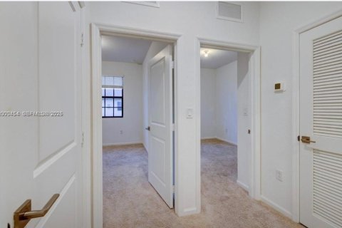 Купить таунхаус в Флорида-Сити, Флорида 3 спальни, 136.19м2, № 2067468 - фото 12