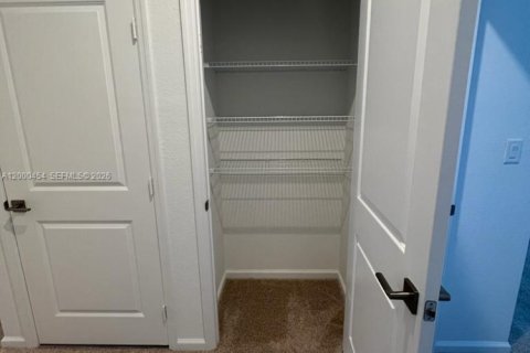 Купить таунхаус в Флорида-Сити, Флорида 3 спальни, 136.19м2, № 2067468 - фото 9