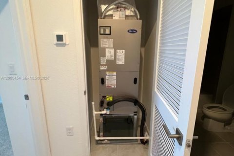 Купить таунхаус в Флорида-Сити, Флорида 3 спальни, 136.19м2, № 2067468 - фото 8