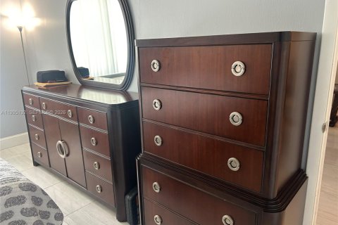 Copropriété à louer à Pembroke Pines, Floride: 1 chambre, 74.32 m2 № 2255950 - photo 13