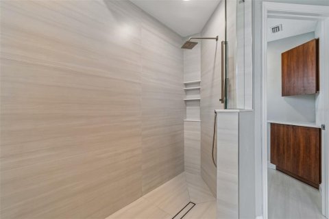 Villa ou maison à vendre à Clearwater, Floride: 4 chambres, 259.2 m2 № 2219685 - photo 13
