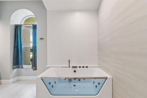 Villa ou maison à vendre à Clearwater, Floride: 4 chambres, 259.2 m2 № 2219685 - photo 14