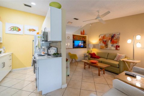 Condominio en alquiler en Sarasota, Florida, 1 dormitorio, 46.82 m2 № 2112117 - foto 9