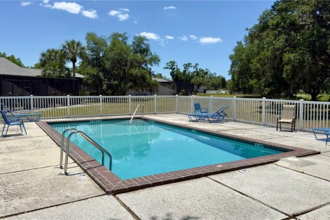 Condominio en alquiler en Sarasota, Florida, 1 dormitorio, 46.82 m2 № 2112117 - foto 2