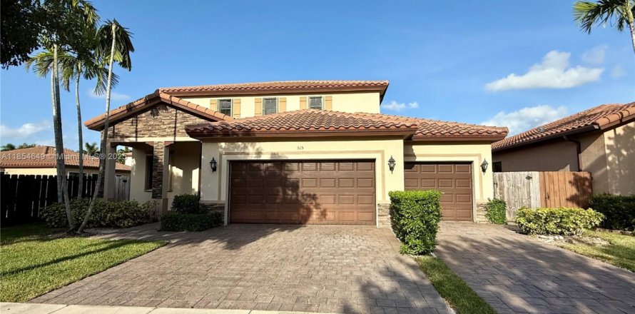 Immobilier commercial à Homestead, Floride 2 chambres, 92.9 m2 № 1872544