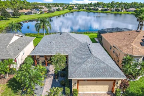 Casa en venta en Kissimmee, Florida, 2 dormitorios, 138.52 m2 № 1902327 - foto 1