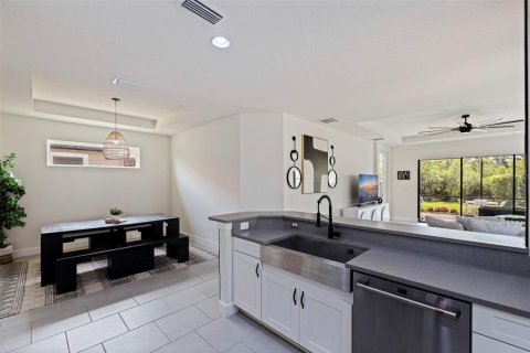Villa ou maison à vendre à Odessa, Floride: 3 chambres, 179.39 m2 № 2138277 - photo 18