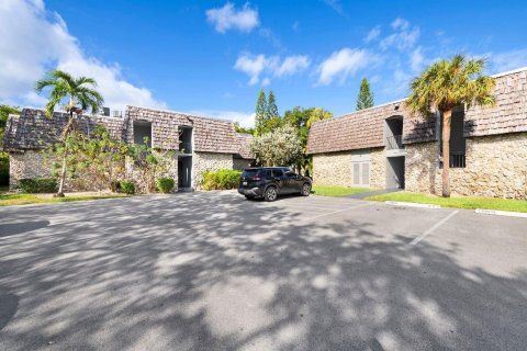 Condominio en venta en Oakland Park, Florida, 1 dormitorio, 70.61 m2 № 2088269 - foto 2