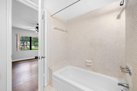 Condominio en venta en Oakland Park, Florida, 1 dormitorio, 70.61 m2 № 2088269 - foto 23