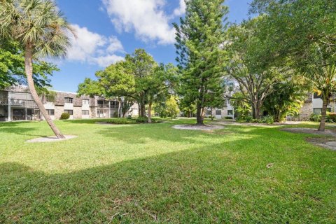 Condominio en venta en Oakland Park, Florida, 1 dormitorio, 70.61 m2 № 2088269 - foto 11
