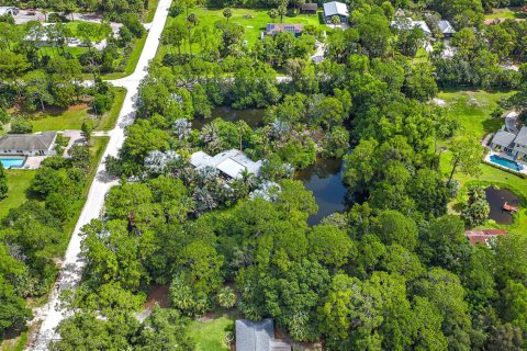 House in Jupiter, Florida 5 bedrooms, 191.56 sq.m. № 2260388 - photo 8
