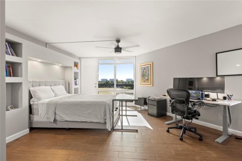 Condo in Boca Raton, Florida, 1 bedroom № 2169821 - photo 15