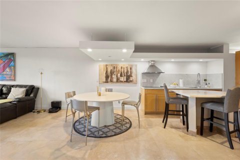 Condo in Boca Raton, Florida, 1 bedroom № 2169821 - photo 4