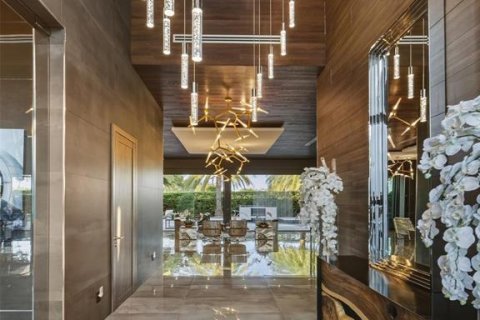 Casa en venta en Fort Lauderdale, Florida, 5 dormitorios, 566.7 m2 № 2340902 - foto 9