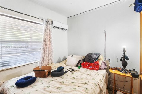 Casa en venta en North Miami Beach, Florida, 3 dormitorios, 165.18 m2 № 1940220 - foto 11