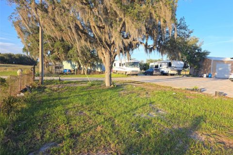 Casa en venta en Avon Park, Florida, 3 dormitorios, 278.71 m2 № 2115929 - foto 3