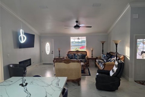 Casa en venta en Avon Park, Florida, 3 dormitorios, 278.71 m2 № 2115929 - foto 7