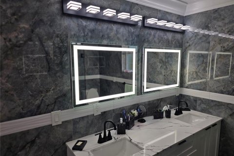 Casa en venta en Avon Park, Florida, 3 dormitorios, 278.71 m2 № 2115929 - foto 11