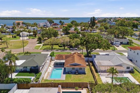 Villa ou maison à vendre à Saint Petersburg, Floride: 3 chambres, 127.55 m2 № 2227702 - photo 2