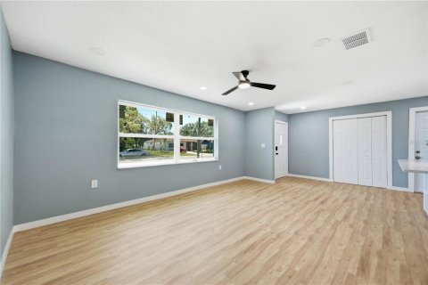 Villa ou maison à vendre à Saint Petersburg, Floride: 3 chambres, 127.55 m2 № 2227702 - photo 23