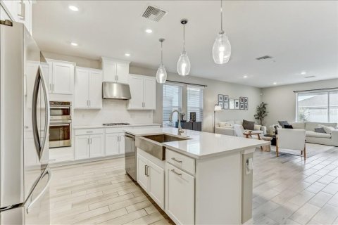 Casa en alquiler en Wesley Chapel, Florida, 4 dormitorios, 224.82 m2 № 1869847 - foto 7