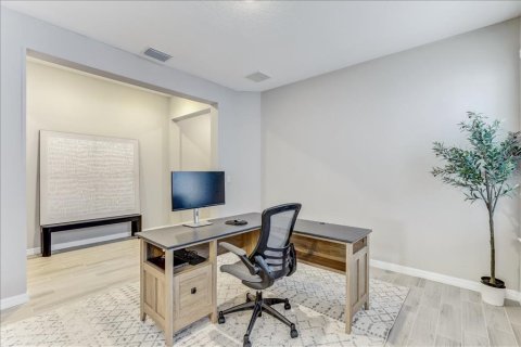 Casa en alquiler en Wesley Chapel, Florida, 4 dormitorios, 224.82 m2 № 1869847 - foto 15