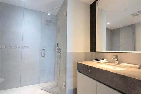 Condo in Miami Beach, Florida, 3 bedrooms  № 2060773 - photo 2