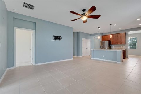 House in Groveland, Florida 3 bedrooms, 156.35 sq.m. № 1675325 - photo 11