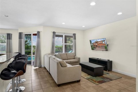 House in Kissimmee, Florida 6 bedrooms, 272.76 sq.m. № 1751013 - photo 11