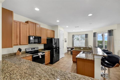 House in Kissimmee, Florida 6 bedrooms, 272.76 sq.m. № 1751013 - photo 5