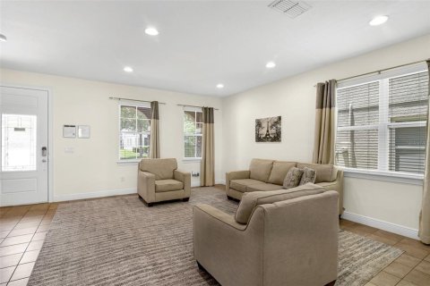 House in Kissimmee, Florida 6 bedrooms, 272.76 sq.m. № 1751013 - photo 2