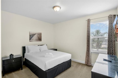 House in Kissimmee, Florida 6 bedrooms, 272.76 sq.m. № 1751013 - photo 21