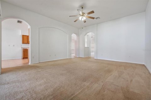 Villa ou maison à vendre à Land O' Lakes, Floride: 4 chambres, 202.62 m2 № 2217244 - photo 19