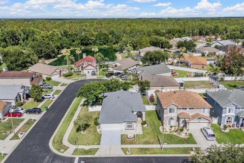 Villa ou maison à vendre à Land O' Lakes, Floride: 4 chambres, 202.62 m2 № 2217244 - photo 4