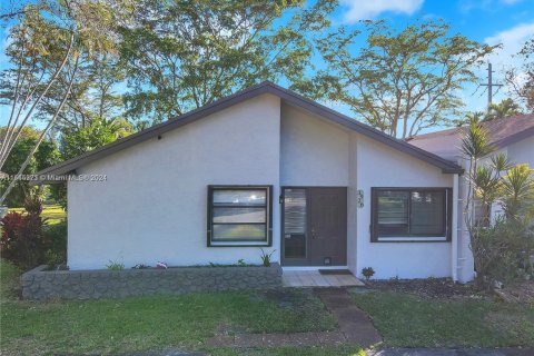 Touwnhouse à vendre à Delray Beach, Floride: 3 chambres, 124.86 m2 № 1237201 - photo 1