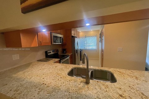 Touwnhouse à vendre à Delray Beach, Floride: 3 chambres, 124.86 m2 № 1237201 - photo 11