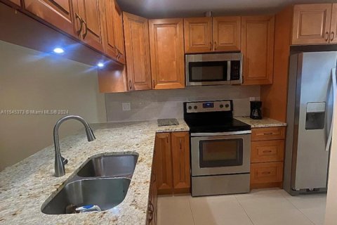 Touwnhouse à vendre à Delray Beach, Floride: 3 chambres, 124.86 m2 № 1237201 - photo 12