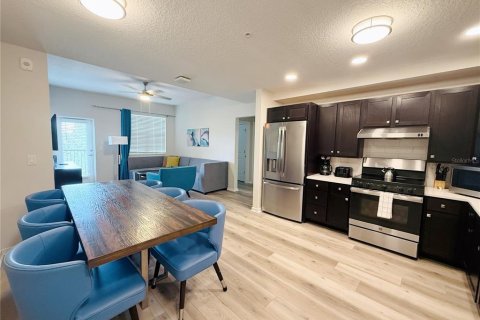 Condo in Orlando, Florida, 3 bedrooms № 2370897 - photo 7