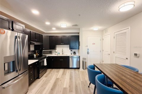 Condo in Orlando, Florida, 3 bedrooms № 2370897 - photo 6