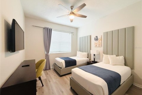Condo in Orlando, Florida, 3 bedrooms № 2370897 - photo 13