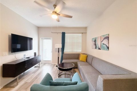 Condo in Orlando, Florida, 3 bedrooms № 2370897 - photo 3