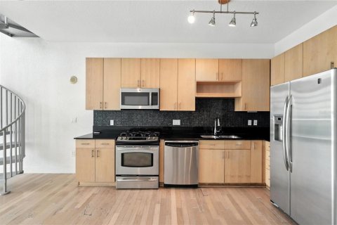 Condo in Orlando, Florida, 1 bedroom  № 1822974 - photo 15