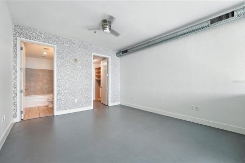 Condo in Orlando, Florida, 1 bedroom  № 1822974 - photo 22