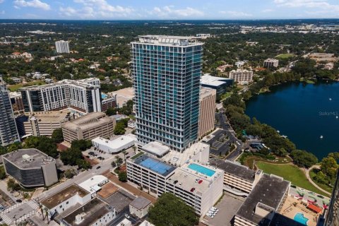 Condo in Orlando, Florida, 1 bedroom  № 1822974 - photo 1
