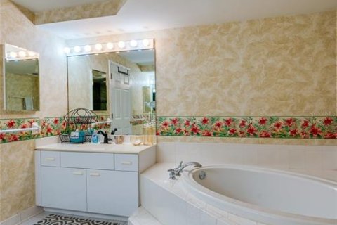 Condo in Ponce Inlet, Florida, 2 bedrooms  № 1559014 - photo 20